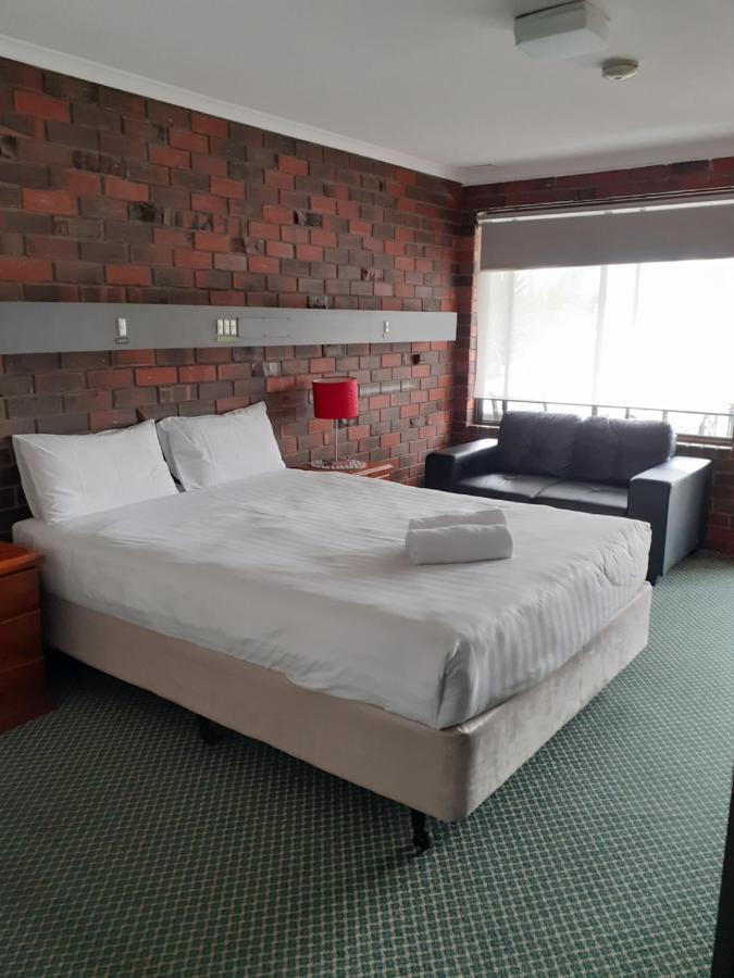 Wentworth Club Motel Екстер'єр фото