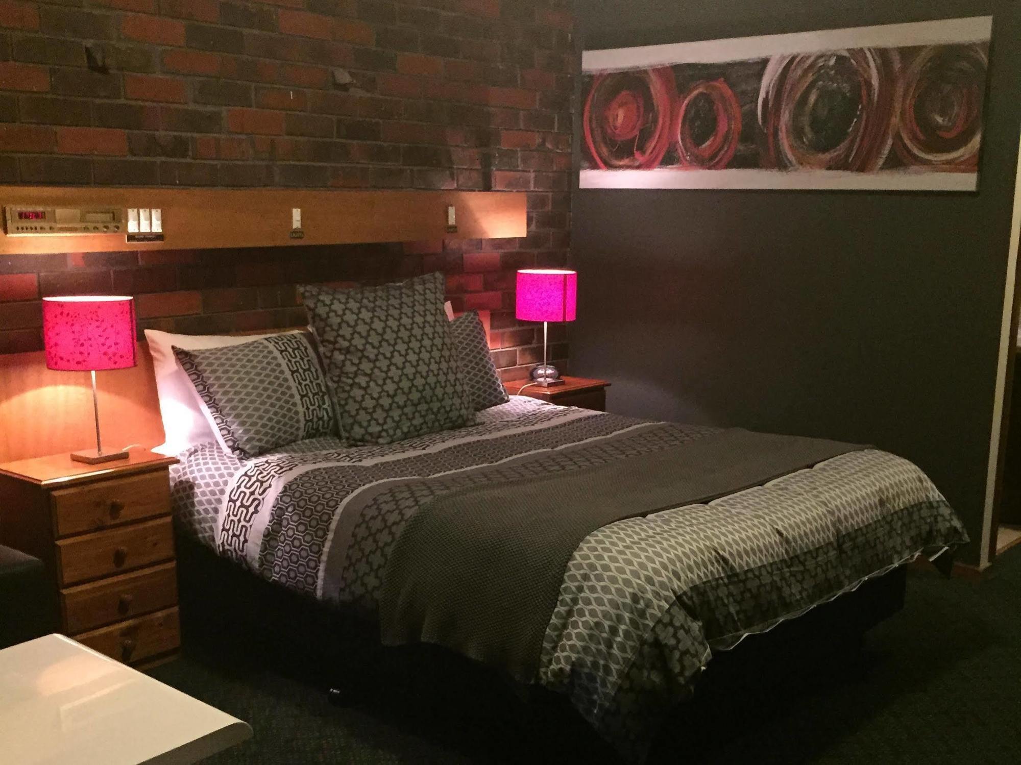 Wentworth Club Motel Екстер'єр фото